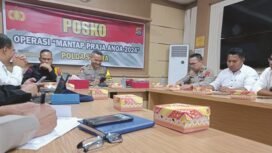 Polda Sultra saat melaksanakan pemantauan dan evaluasi pelaksanaan operasi mantap praja.