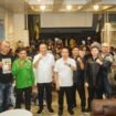Pasangan AJP-ASLI saat mengukuhkan tim pemenangan di 11 Kecamatan dan 65 Kelurahan di Kendari.