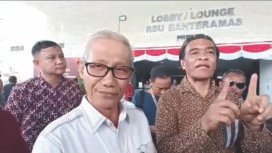 LA-IDA saat memberikan keterangan usai menjalani tes psikolagi di RSUD Bahteramas. (wartasuar.com)