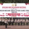 Personel Polda saat menggelar upacara hari kesadaran nasional yang dipimpin langsung Kapolda Irjen Pol Dwi Irianto.
