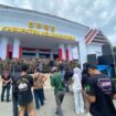 GERAM saat melakukan demonstrasi di DPRD terkait sertifikasi lahan secara pribadi yang selama ini digunakan sebagai akses masyarakat. (Sulaeha)