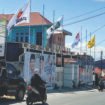 Tiga Bendera Parpol Yakni Gerindra, Golkar dan PKB Berkibar Didepan Markas Besar Perjuangan Kemenangan Rahmatnya Muna di Jalan DR. Sutomo. Ahmad