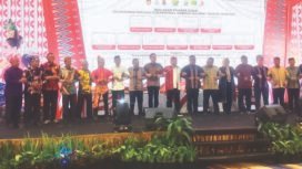 Pose bersama usai melaksanakan silaturahmi. Foto Kadamu