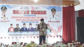 Sambutan Bupati Butur Dr Ridwan Zakariah dalam acara ramah tamah merayakan HUT RI ke-79 di pelataran Rujab Bupati Butur, Sabtu, 17 Agustus 2024 malam.