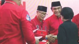 Lukman Abunawas-La Ode Ida saat menerima rekomendasi B1KWK PDI-P dari Ketua Umum PDIP Megawati. FOTO: Ist