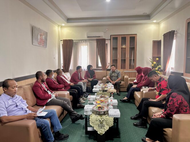 
 Audiensi Manajemen Institut Bisnis dan Keuangan Nitro dengan Ketua DPRD Kabupaten Gowa