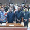 DPRD bersama Pemkab Kolaka resmi menyetujui Raperda tentang Pertanggungjawaban Pelaksanaan APBD tahun anggaran 2024 dalam rapat paripurna, Senin (14/7). FOTO: Humas DPRD Kolaka