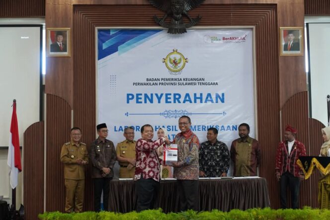 
 Ketua DPRD Kolaka Apresiasi Kinerja Pemkab Raih WTP ke 9 Beruntun