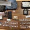 Barang bukti narkoba yang diamankan polisi dari tersangka LH. FOTO: Ahmad/ Kolaka Pos