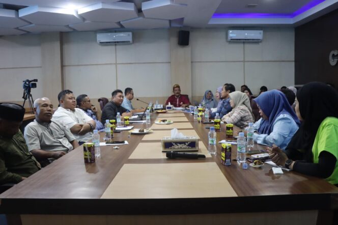 
 DISKOMINFO KOLAKA SAAT MELAKUKAN RAPAT. FOTO DISKOMINFO KOLAKA 