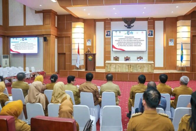 
 Gubernur Sultra Tekankan Kualitas dan Profesionalisme Panitia Rakornas Produk Hukum Daerah 2025
