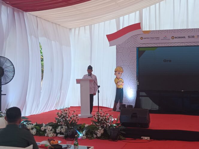 
 Kadisdikbud Sultra  : SMK 9 Kolaka Jadi Contoh Sinergi Pendidikan dan Industri