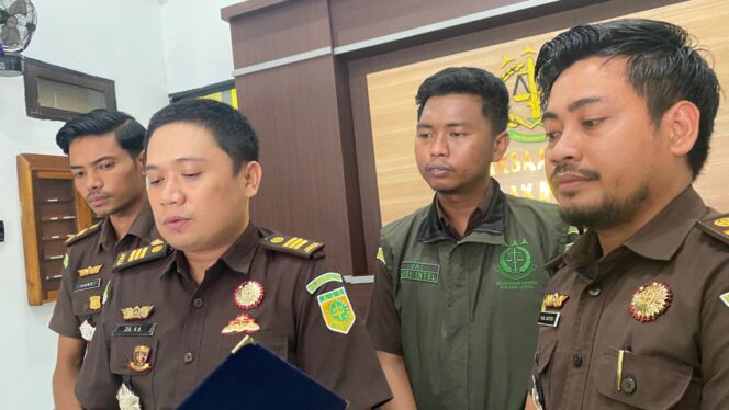 
 Kejari Kolaka Utara Tetapkan 3 Tersangka Kasus Korupsi Dana Hibah Masjid An-Nur Tolala