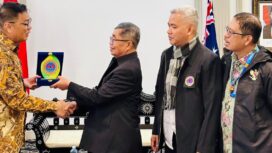 STIE 66 saat melakukan kunjungan akademik ke Australia dan berkesempatan bertemu langsung dengan KJRI Sydney, Pendekar Muda Leonard F. Sondakh. Foto ist