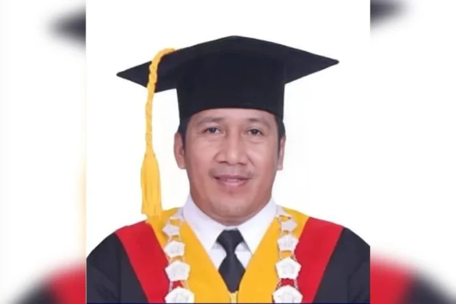 
 Dr.Herman Jabat Plt Rektor UHO Kendari
