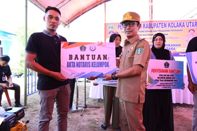 
 Dinas Perikanan Kolut Salurkan Beragam Bantuan
