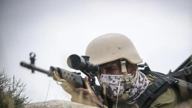 
 Tentara Iran Intai lawan