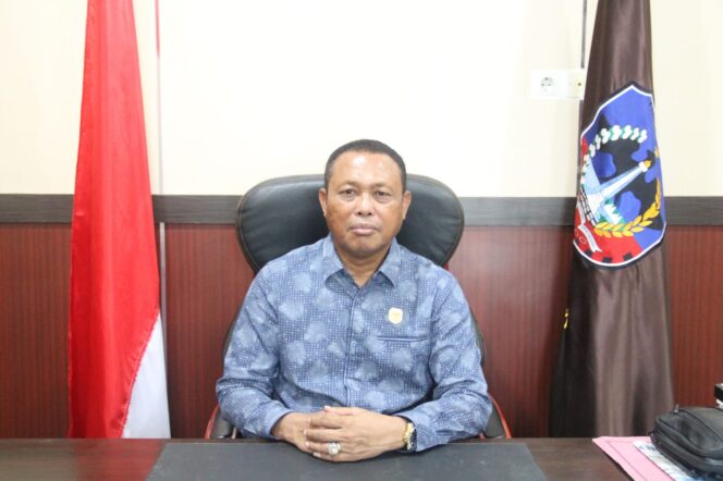 
 Ketua DPRD Kolaka Bantah Terlibat Proyek APBN, Layangkan Somasi ke Media