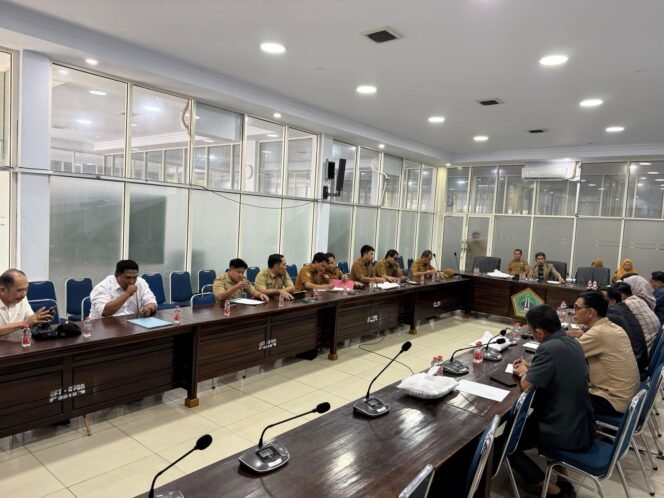 
 Pemda dan DPRD Kolut Bahas Rencana Tukar Guling RS Patoa dengan PT CSM