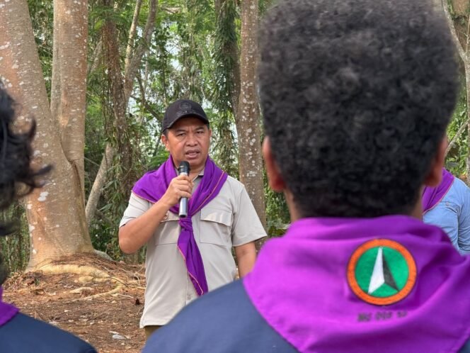 
 Sekda Kolut Sebut Ancaman Banjir Intai Kolaka Utara 10-20 Tahun Mendatang: Kerusakan Alam Tak Boleh Dibiarkan, Lakukan Langkah Antisipasi dari Sekarang!