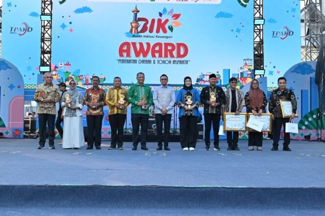 
 Kakao Membawa Kolaka Utara Raih Penghargaan OJK di BIK Award 2026